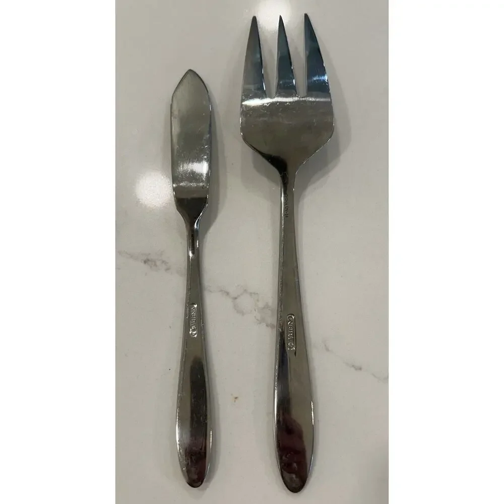 Set of Oneida JENNIFER 18/10 Glossy Meat‎ Fork & Butter Knife Stainless Flatware